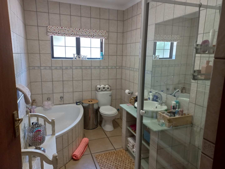 5 Bedroom Property for Sale in Keidebees Northern Cape